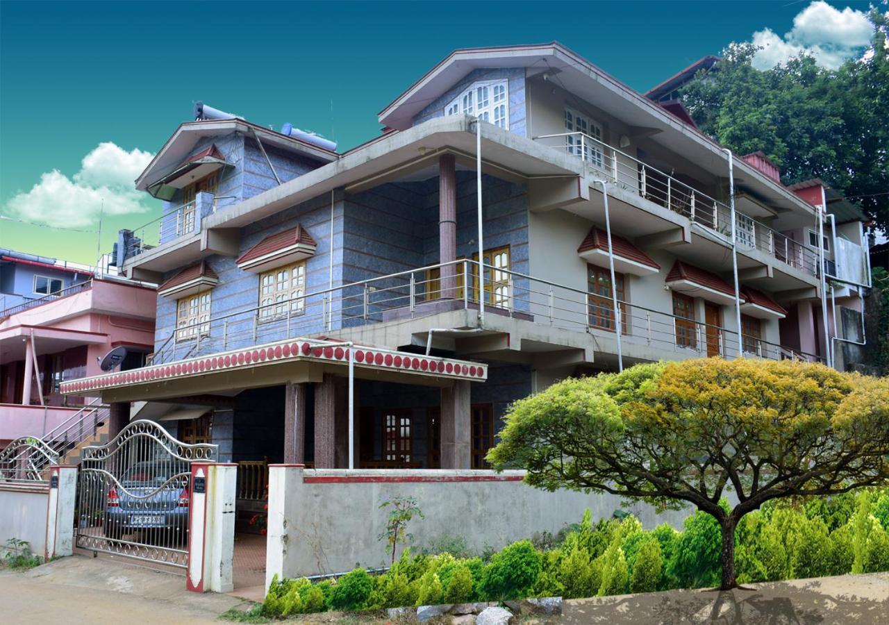 Kaveri Homestay Madikeri Bagian luar foto